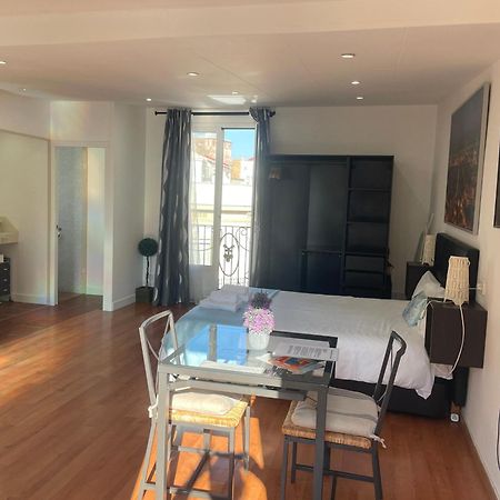 Apartamentos Barcelona - Iberia Kültér fotó