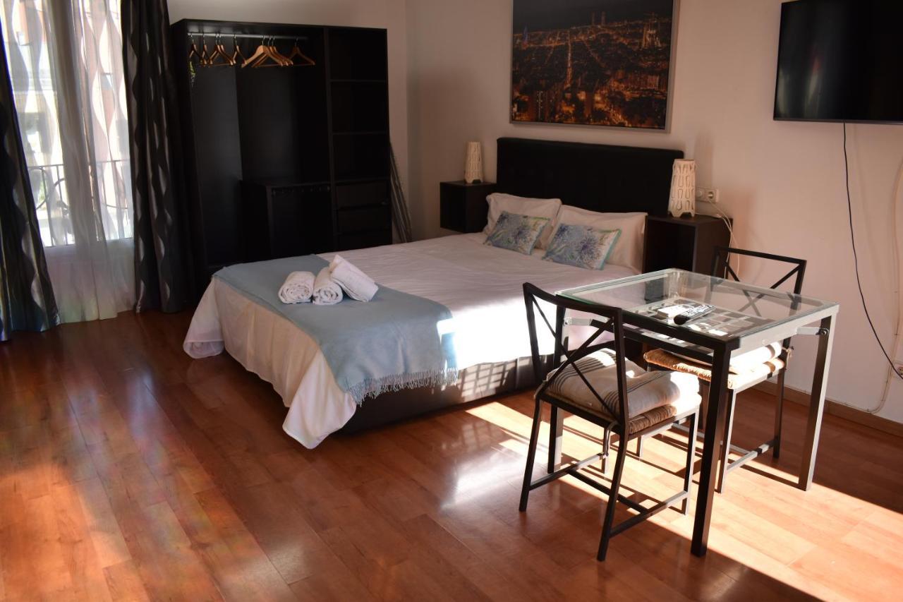 Apartamentos Barcelona - Iberia Kültér fotó